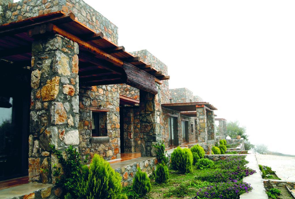Pezoulia Aparthotel Selakano ภายนอก รูปภาพ